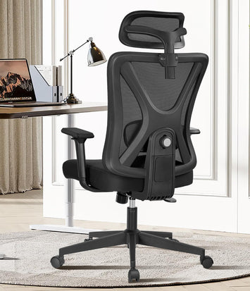 Ergonomischer schwarzer Mesh-Bürostuhl mit hoher Rückenlehne und verstellbarer Lendenwirbelstütze
